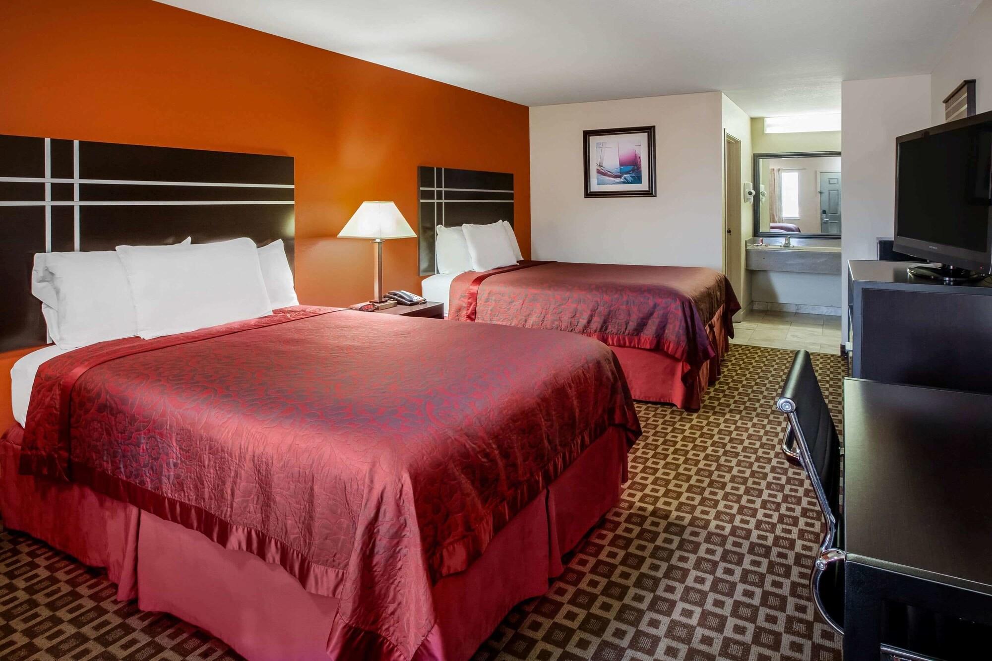 Days Inn By Wyndham Sulphur La Exteriér fotografie