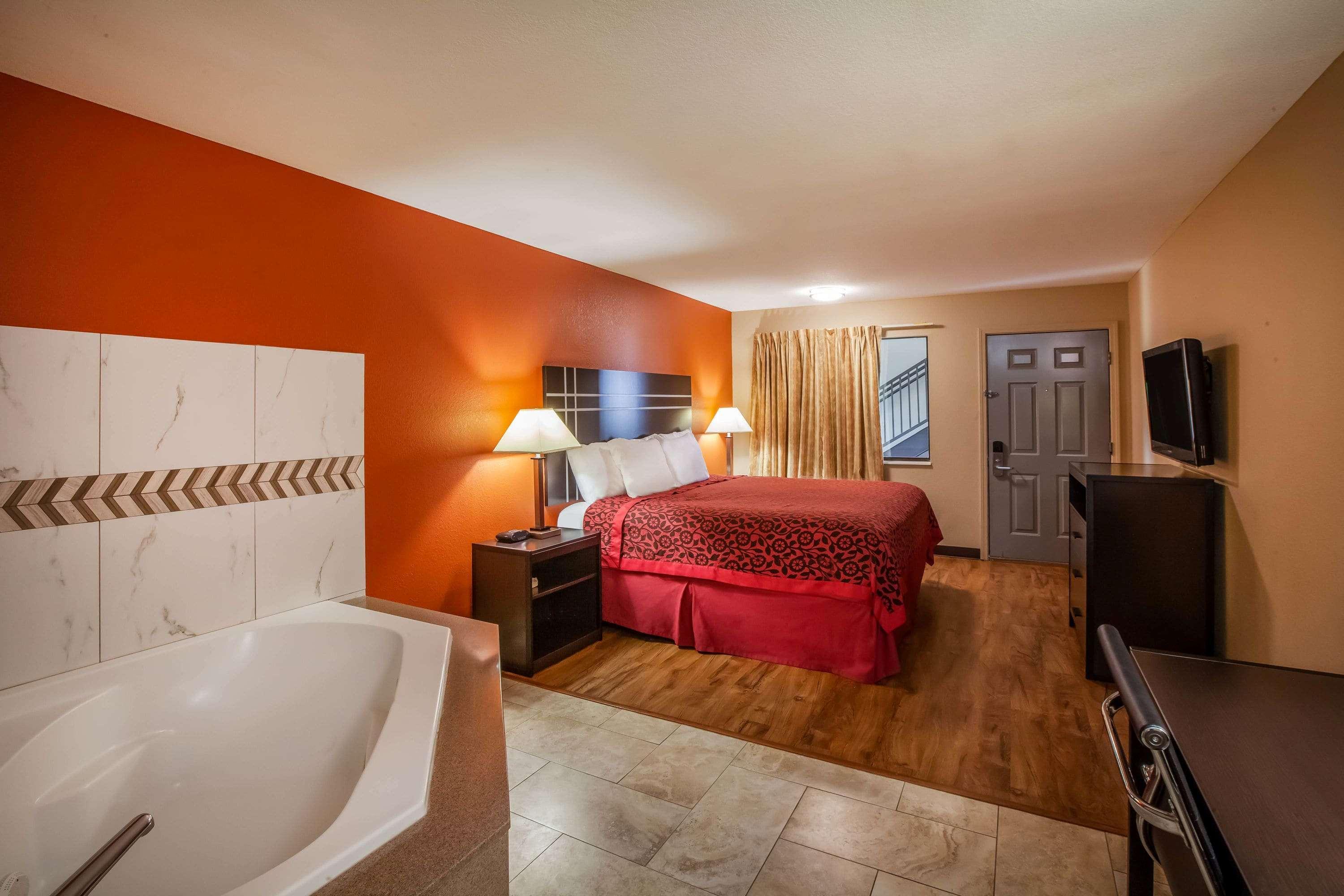 Days Inn By Wyndham Sulphur La Exteriér fotografie