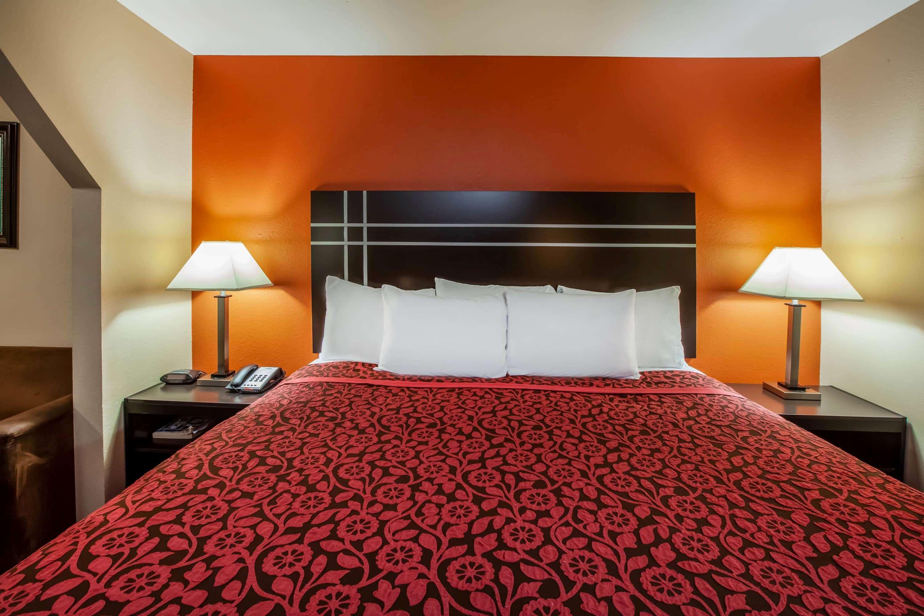 Days Inn By Wyndham Sulphur La Exteriér fotografie
